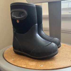 Cozy Black Kids Rain Boots